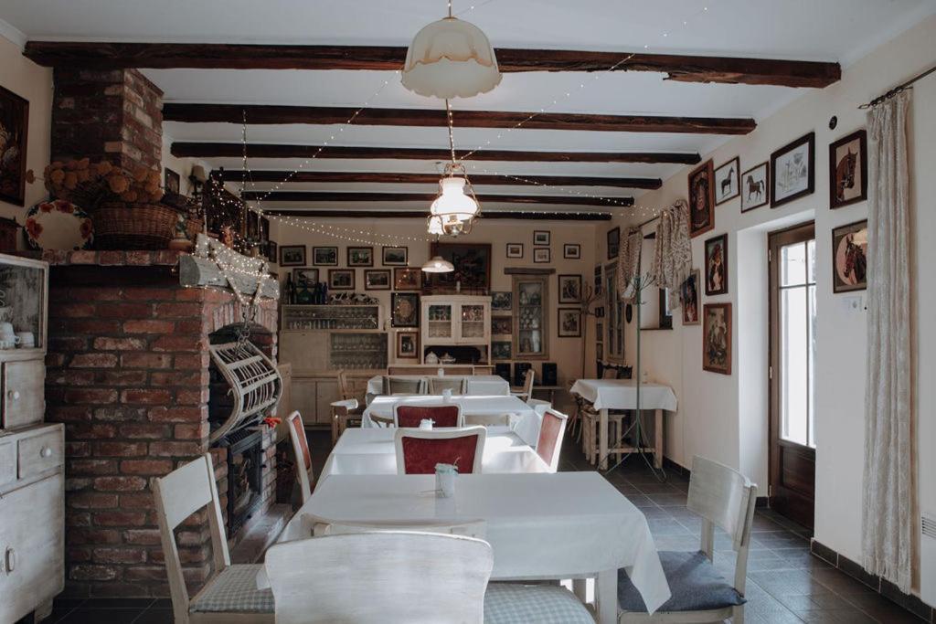 Racz Birtok Lajosmizse Apartment Luaran gambar