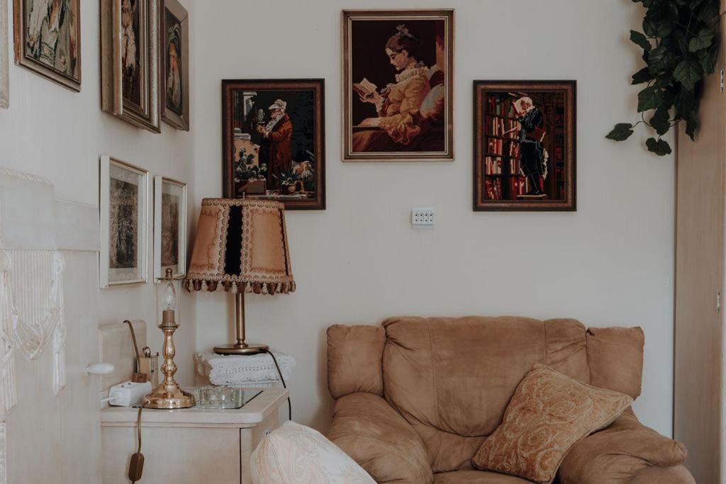 Racz Birtok Lajosmizse Apartment Luaran gambar