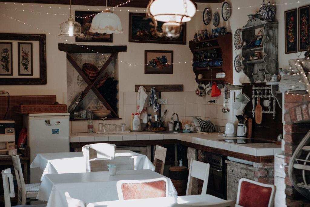 Racz Birtok Lajosmizse Apartment Luaran gambar